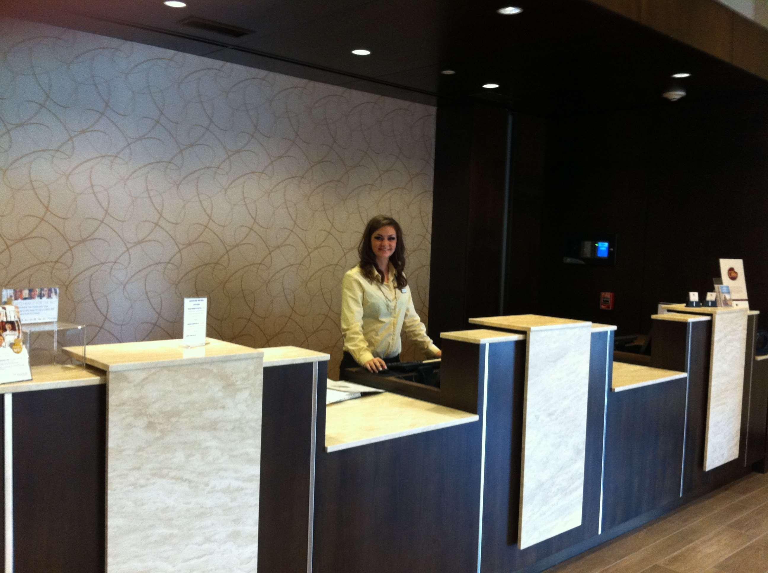 Doubletree By Hilton Hotel Denver - Thornton Interior photo